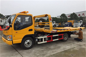 济南哪里有拖车服务