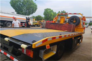 济南附近拖车电话号码服务