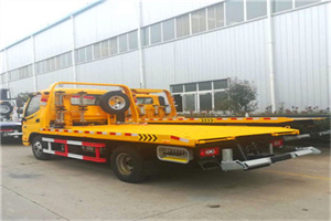 济南附近拖车救援搭电